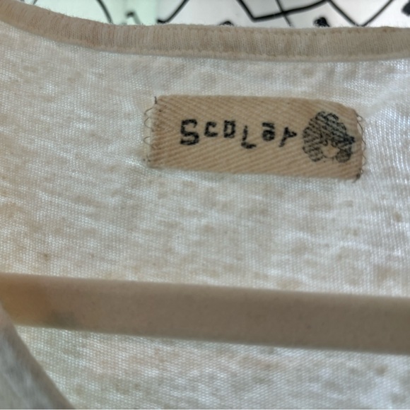 ScoLar Japanese fashion top with glitter details and sheep design. Ladies small. - Picture 8 of 8